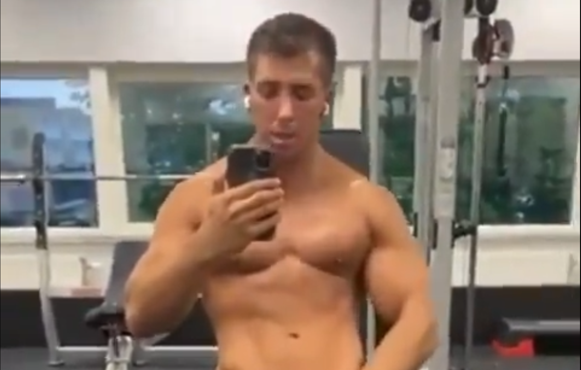 When working out gets you in the mood… (NSFW)